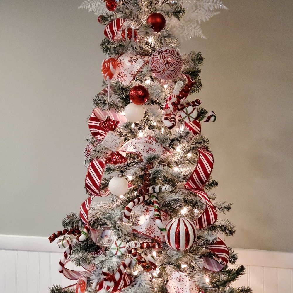 Christmas ornaments ONLY
